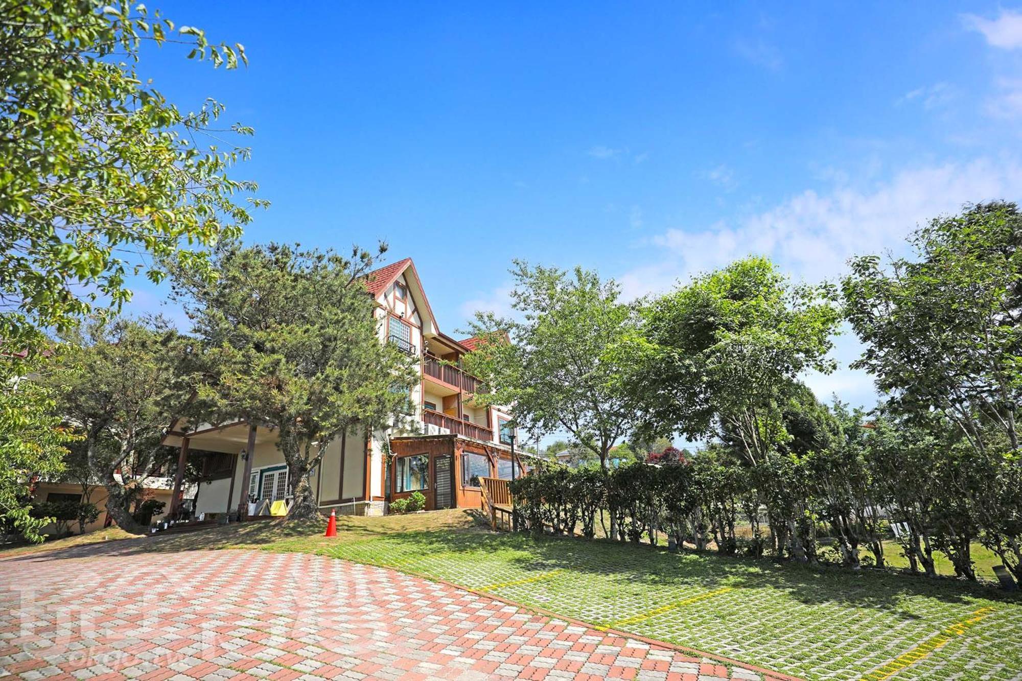 清境 百里莊園 Baili Manor Cing Jing Apartman Zsenaj Kültér fotó